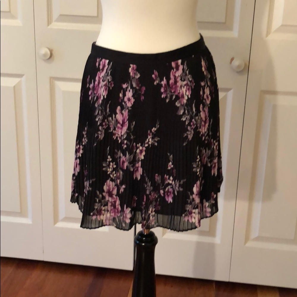 Forever 21 micro pleated skirt
